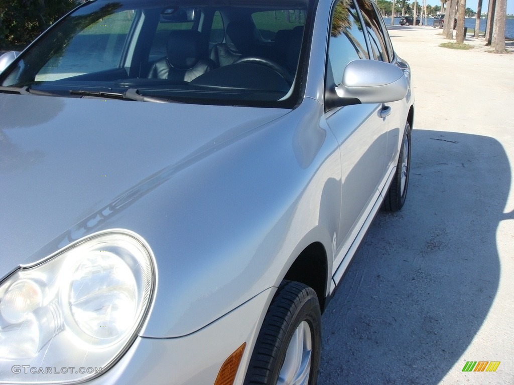 2004 Cayenne S - Crystal Silver Metallic / Black photo #10