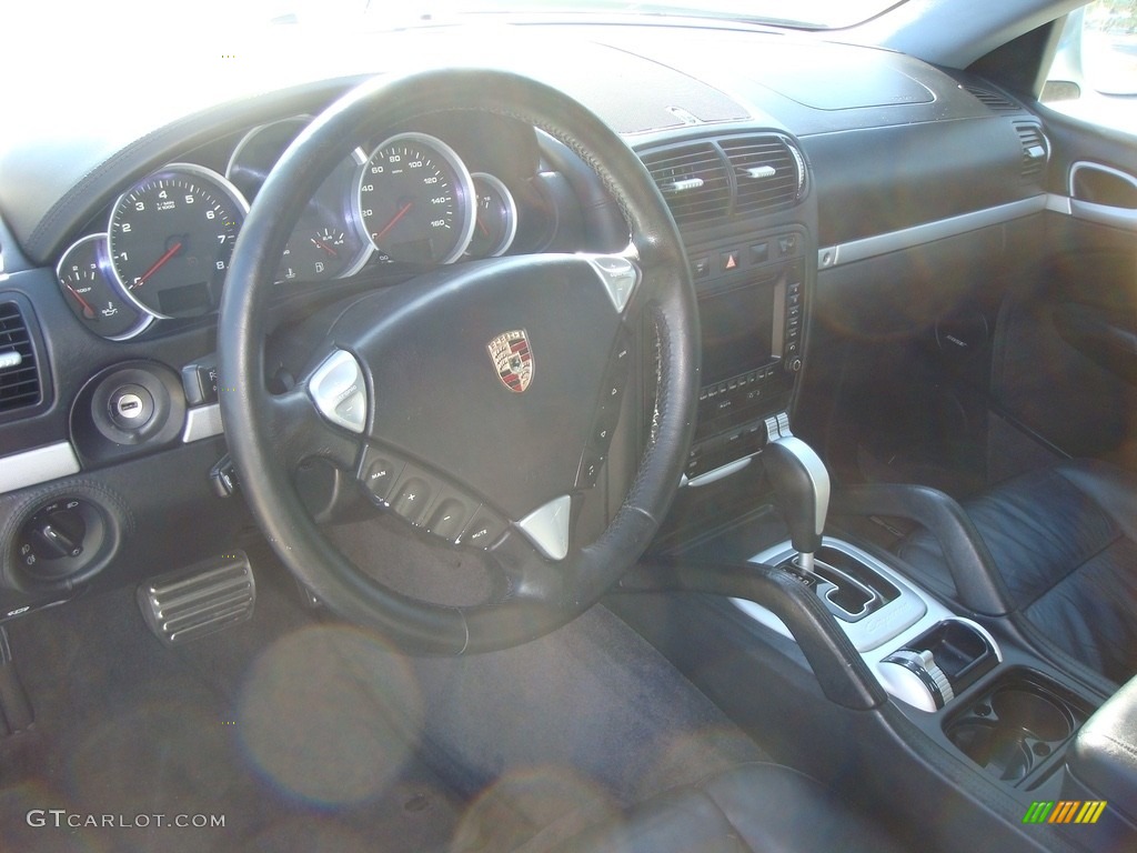 2004 Cayenne S - Crystal Silver Metallic / Black photo #12