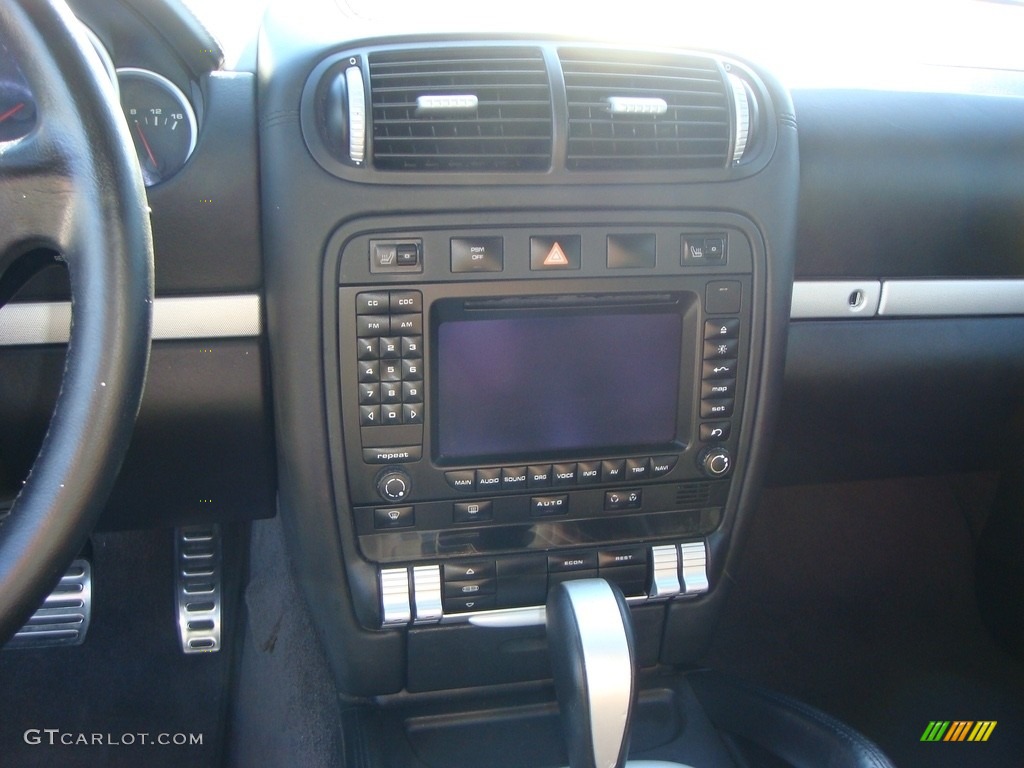 2004 Cayenne S - Crystal Silver Metallic / Black photo #13