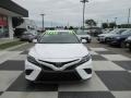 Super White - Camry SE Photo No. 2