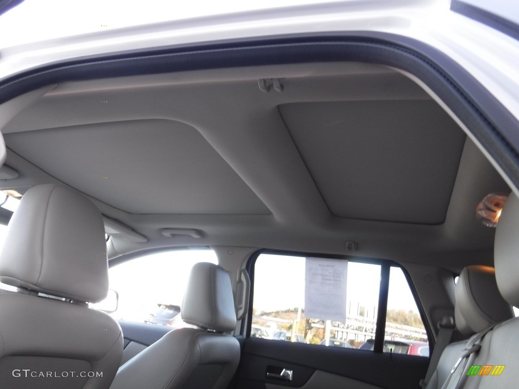 2011 Edge Limited AWD - White Platinum Tri-Coat / Medium Light Stone photo #13