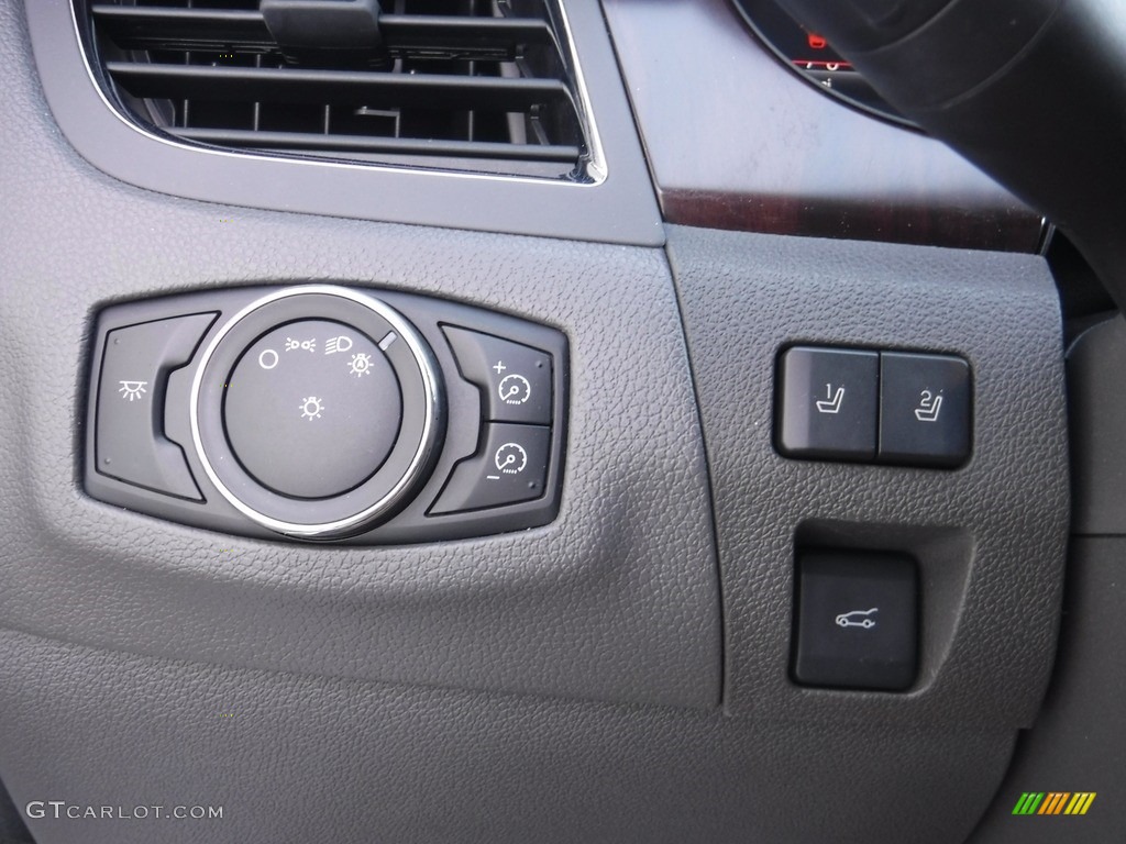2011 Edge Limited AWD - White Platinum Tri-Coat / Medium Light Stone photo #18