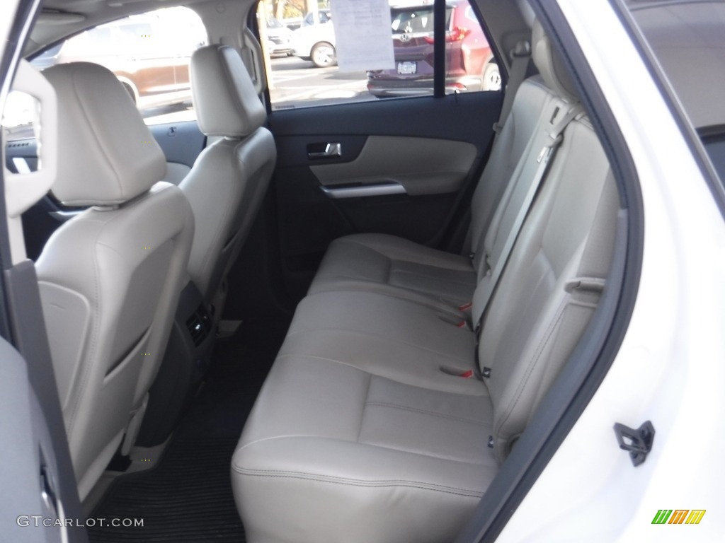 2011 Edge Limited AWD - White Platinum Tri-Coat / Medium Light Stone photo #27
