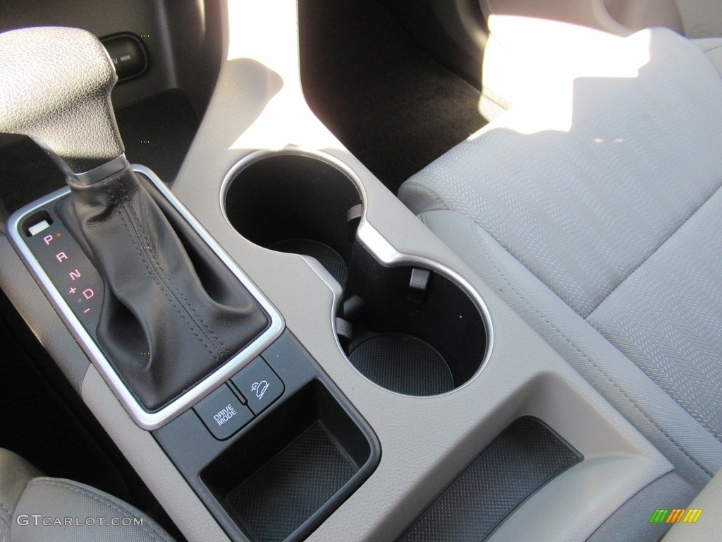2017 Sportage LX - Clear White / Black photo #20