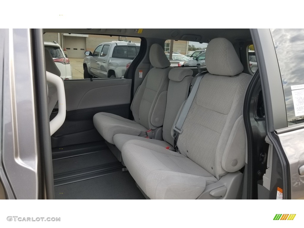 2020 Toyota Sienna LE Rear Seat Photo #135764435