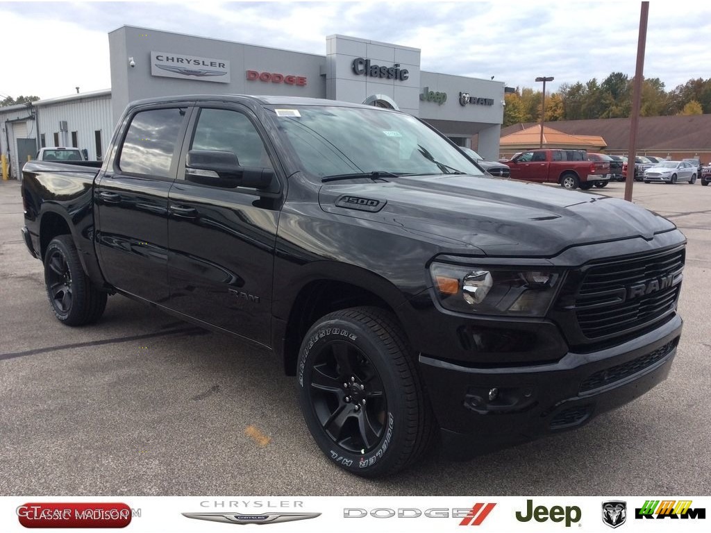 2020 1500 Big Horn Night Edition Crew Cab 4x4 - Diamond Black Crystal Pearl / Black photo #1