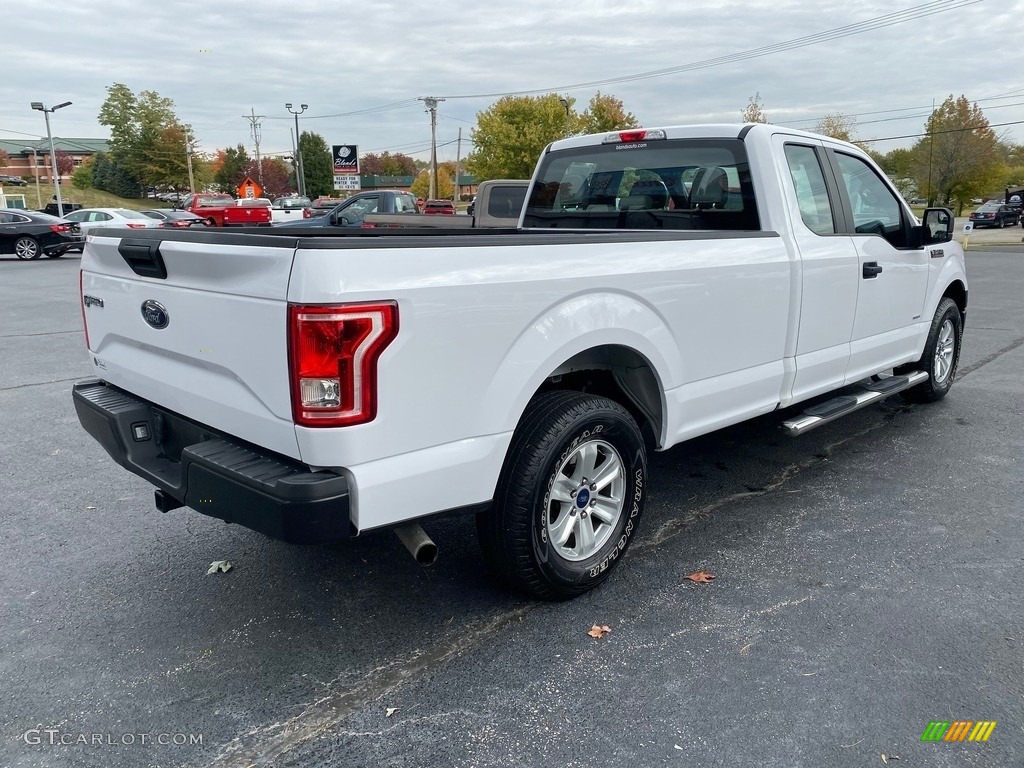 2017 F150 XL SuperCab - Oxford White / Earth Gray photo #6