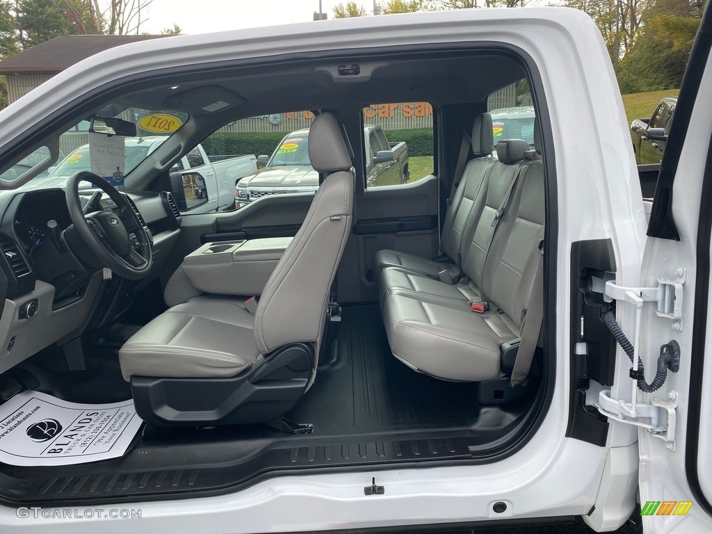 2017 F150 XL SuperCab - Oxford White / Earth Gray photo #23