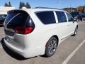 2020 Luxury White Pearl Chrysler Pacifica Limited  photo #4