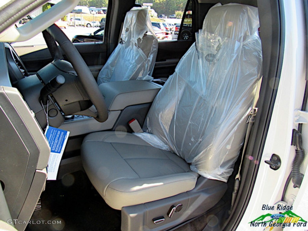 2019 Expedition XLT 4x4 - White Platinum Metallic Tri-Coat / Medium Stone photo #10