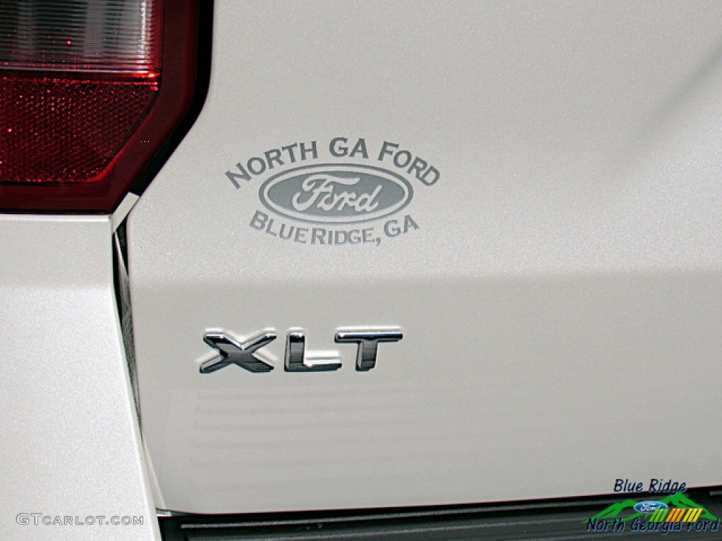 2019 Expedition XLT 4x4 - White Platinum Metallic Tri-Coat / Medium Stone photo #37