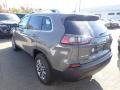 Sting-Gray - Cherokee Latitude Plus 4x4 Photo No. 3