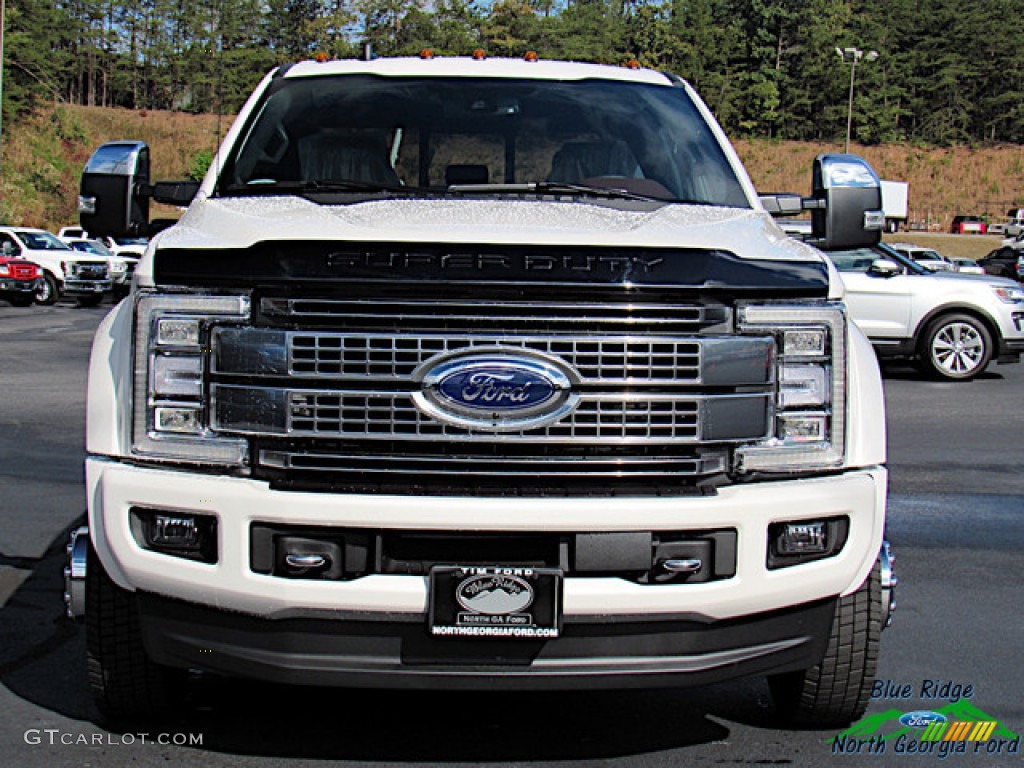 2019 F450 Super Duty Platinum Crew Cab 4x4 - White Platinum Metallic Tri-Coat / Black photo #8