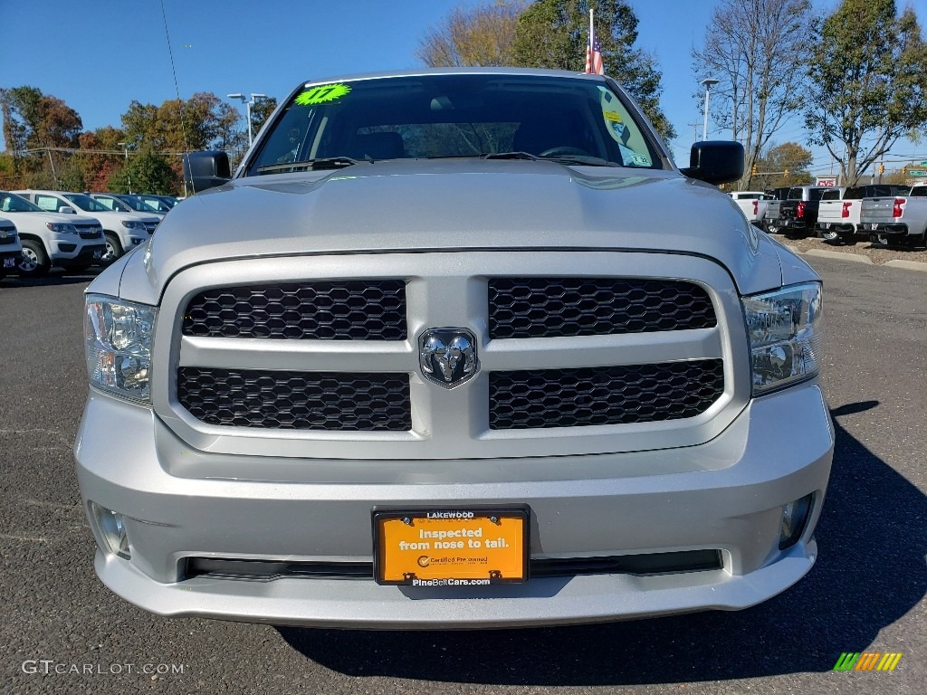 2017 1500 Express Quad Cab 4x4 - Bright Silver Metallic / Black/Diesel Gray photo #2