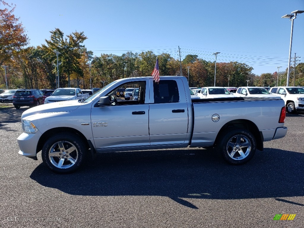2017 1500 Express Quad Cab 4x4 - Bright Silver Metallic / Black/Diesel Gray photo #4