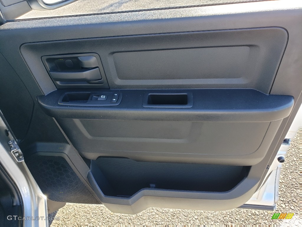 2017 1500 Express Quad Cab 4x4 - Bright Silver Metallic / Black/Diesel Gray photo #9