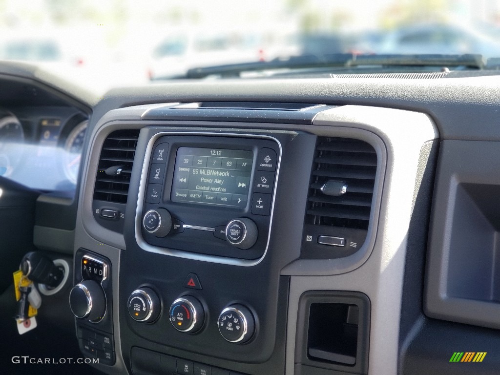 2017 1500 Express Quad Cab 4x4 - Bright Silver Metallic / Black/Diesel Gray photo #12