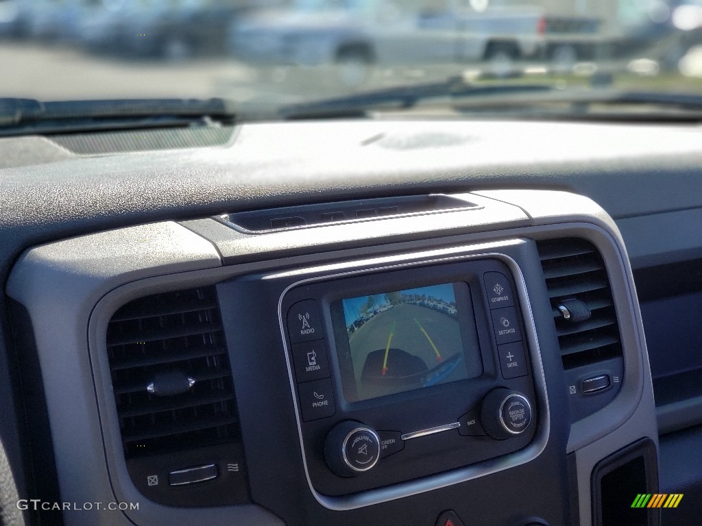 2017 1500 Express Quad Cab 4x4 - Bright Silver Metallic / Black/Diesel Gray photo #27