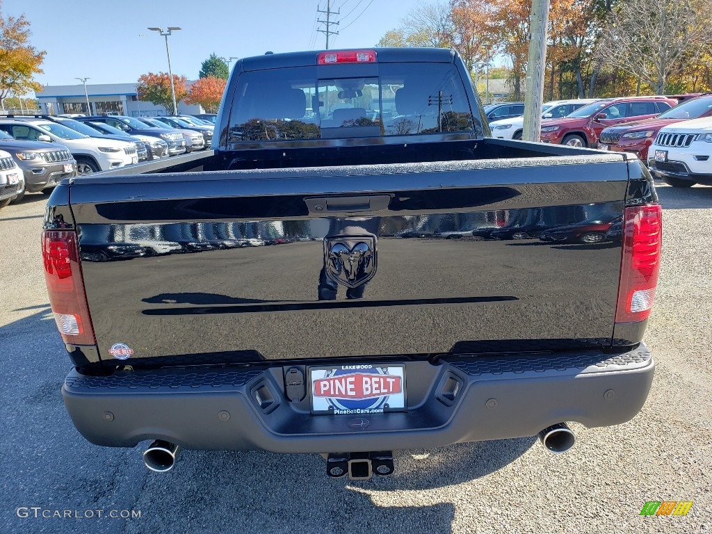2019 1500 Classic Warlock Quad Cab - Diamond Black Crystal Pearl / Black/Diesel Gray photo #5