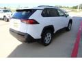 Super White - RAV4 XLE Photo No. 8
