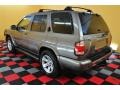 2002 Bronzed Gray Metallic Nissan Pathfinder LE 4x4  photo #4