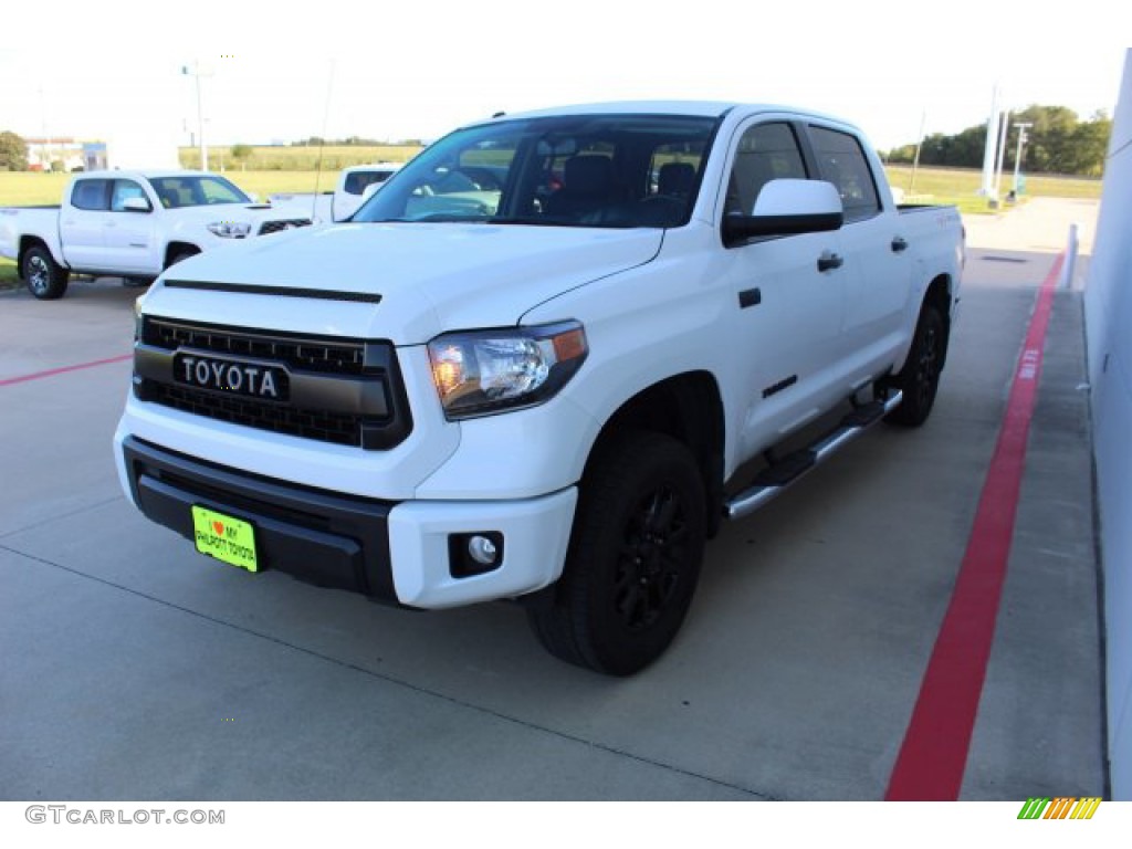 2017 Tundra TRD PRO CrewMax 4x4 - Super White / Black photo #4