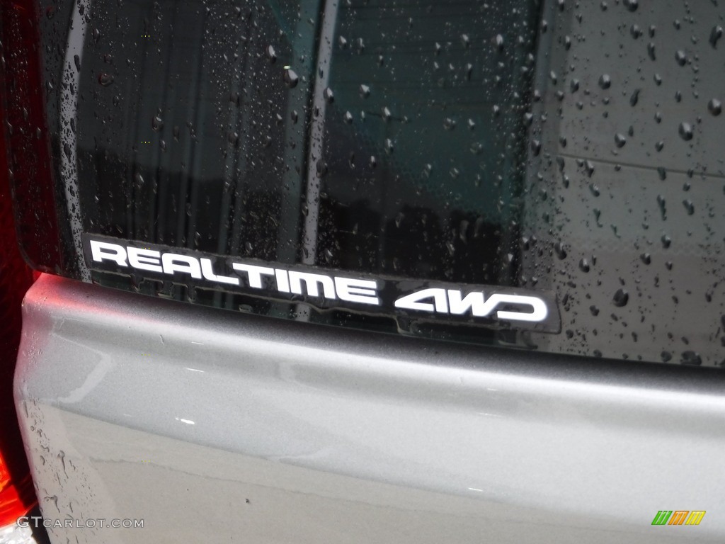 2005 CR-V EX 4WD - Satin Silver Metallic / Black photo #10