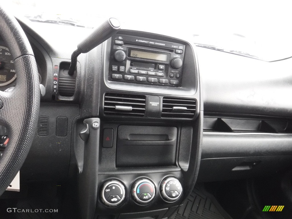 2005 CR-V EX 4WD - Satin Silver Metallic / Black photo #16