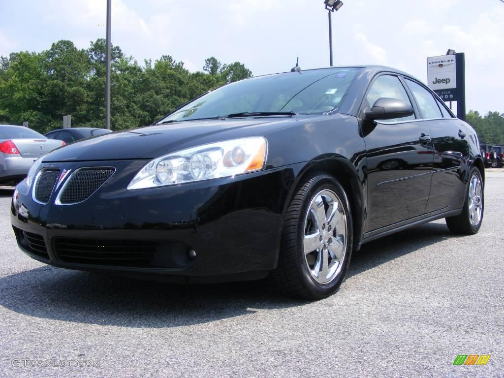 2005 G6 GT Sedan - Black / Light Taupe photo #4