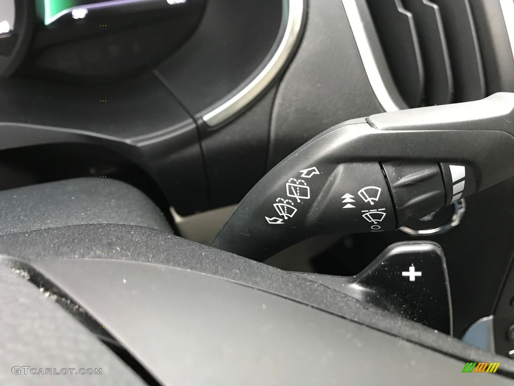 2017 Edge Titanium AWD - Ruby Red Metallic / Ceramic photo #33