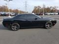 Pitch Black - Challenger SXT Photo No. 14