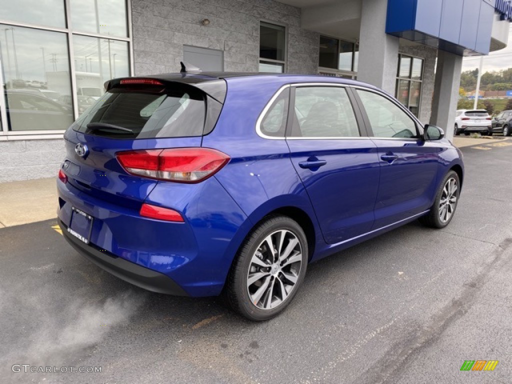 2020 Elantra GT  - Intense Blue Metallic / Black photo #4