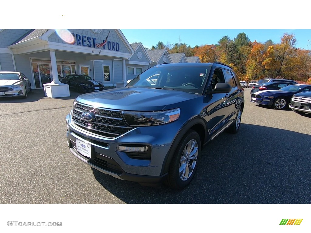 2020 Explorer XLT 4WD - Blue Metallic / Ebony photo #3