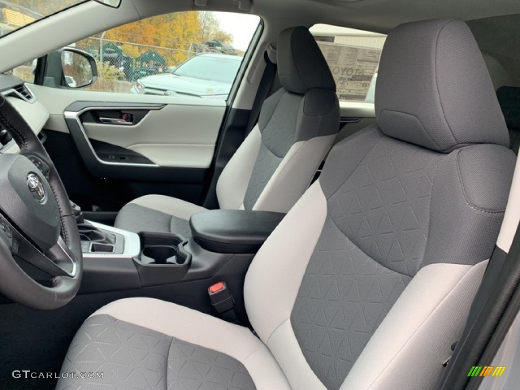 Black Interior 2020 Toyota RAV4 XLE AWD Photo #135812544