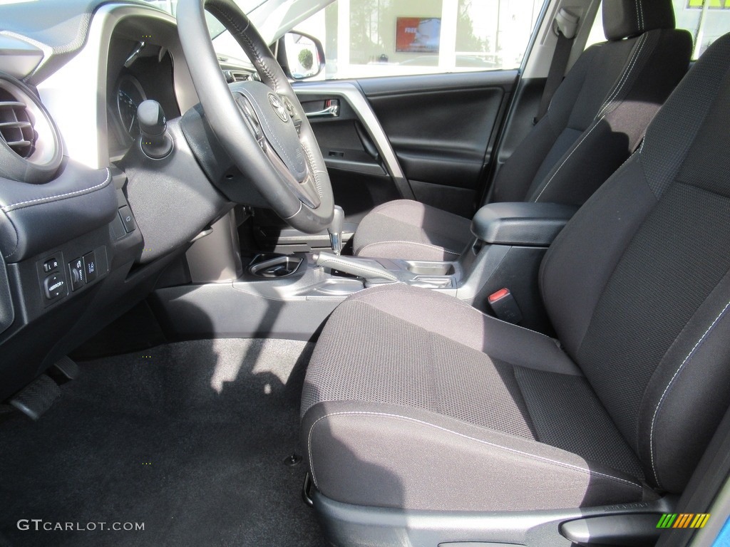 2018 RAV4 XLE - Electric Storm Blue / Black photo #10
