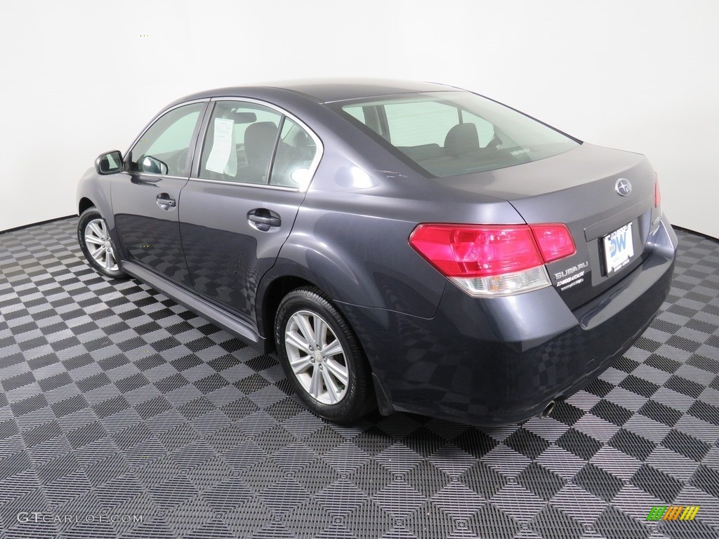 2011 Legacy 2.5i Premium - Graphite Gray Metallic / Off-Black photo #11