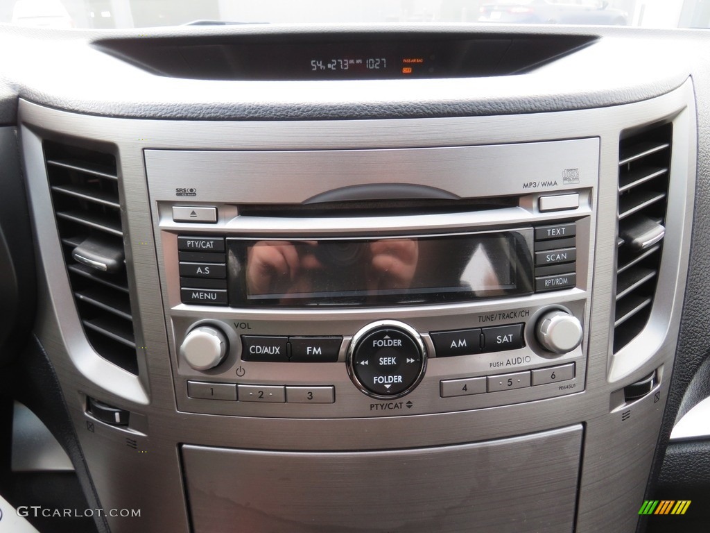 2011 Legacy 2.5i Premium - Graphite Gray Metallic / Off-Black photo #26