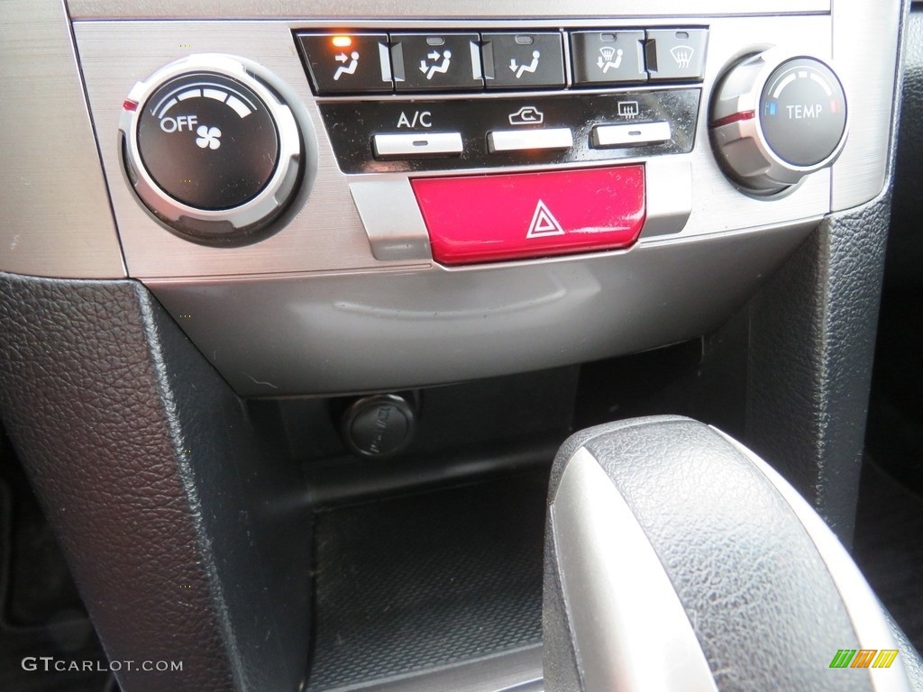 2011 Legacy 2.5i Premium - Graphite Gray Metallic / Off-Black photo #27
