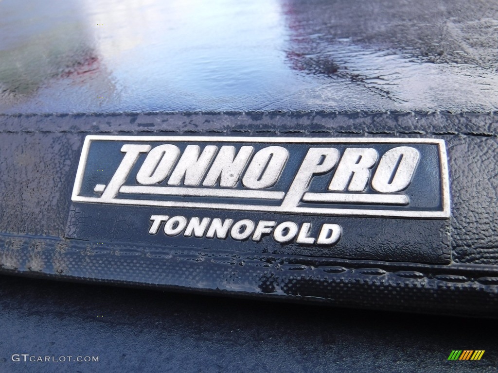 2017 Titan SL Crew Cab 4x4 - Cayenne Red / Beige photo #10