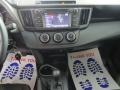 Super White - RAV4 LE AWD Photo No. 37