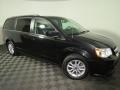 Black Onyx Crystal Pearl - Grand Caravan SXT Photo No. 2
