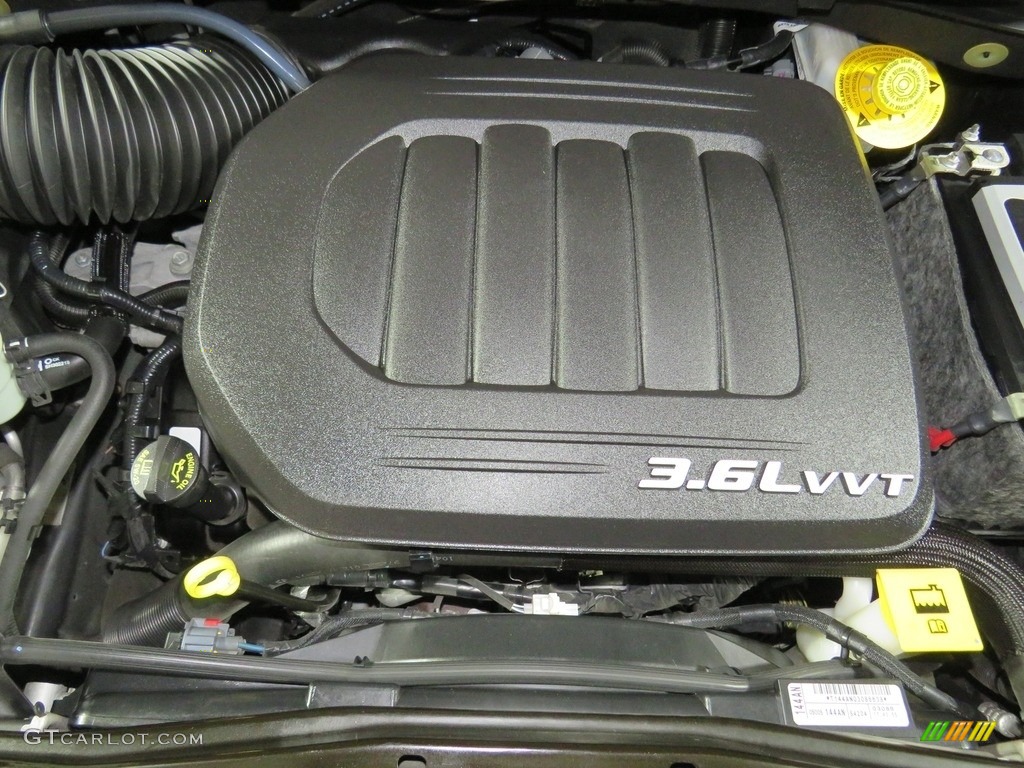 2018 Grand Caravan SXT - Black Onyx Crystal Pearl / Black photo #6