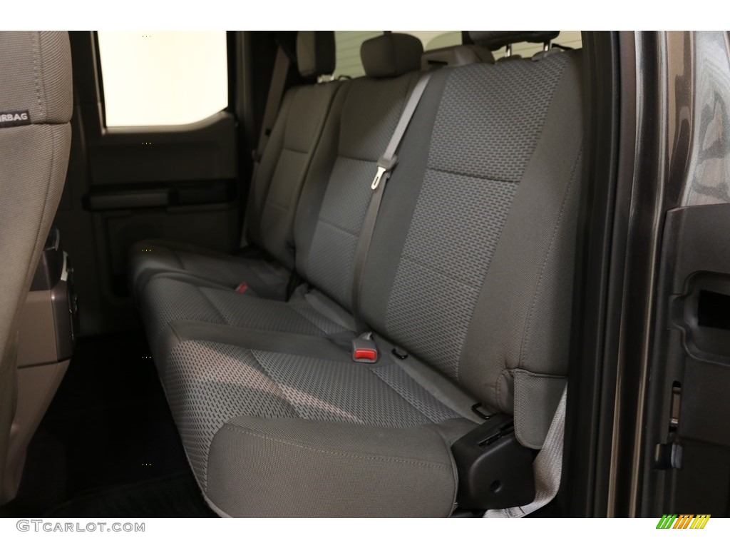 2017 F150 XLT SuperCab 4x4 - Magnetic / Earth Gray photo #20