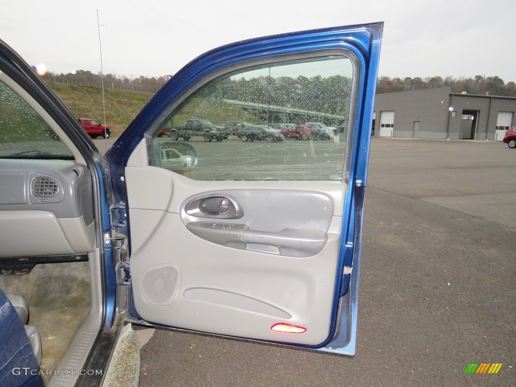2002 TrailBlazer LTZ 4x4 - Indigo Blue Metallic / Dark Pewter photo #25