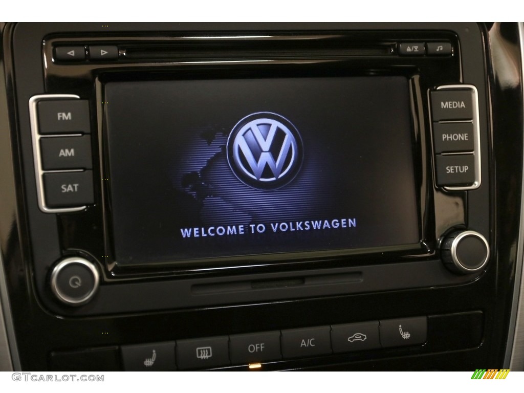 2013 Passat 2.5L SE - Glacier Blue Metallic / Titan Black photo #8