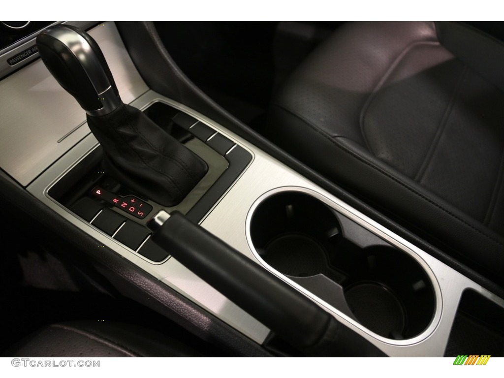 2013 Passat 2.5L SE - Glacier Blue Metallic / Titan Black photo #12