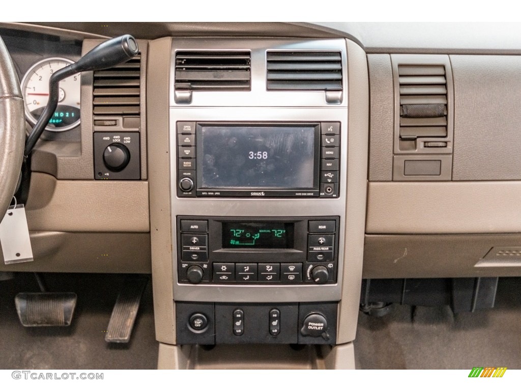 2008 Durango Limited 4x4 - Brilliant Black / Khaki Two-Tone photo #35