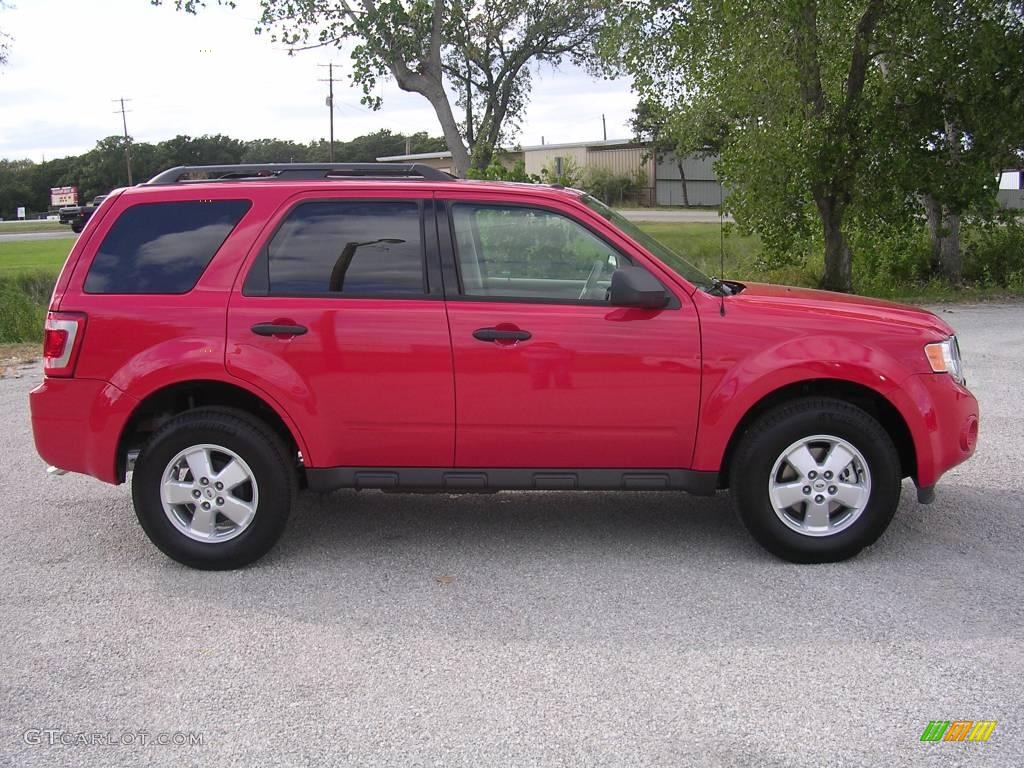 2009 Escape XLT - Torch Red / Stone photo #5