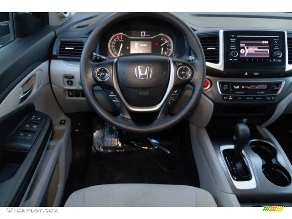 2016 Pilot LX - Crystal Black Pearl / Gray photo #5