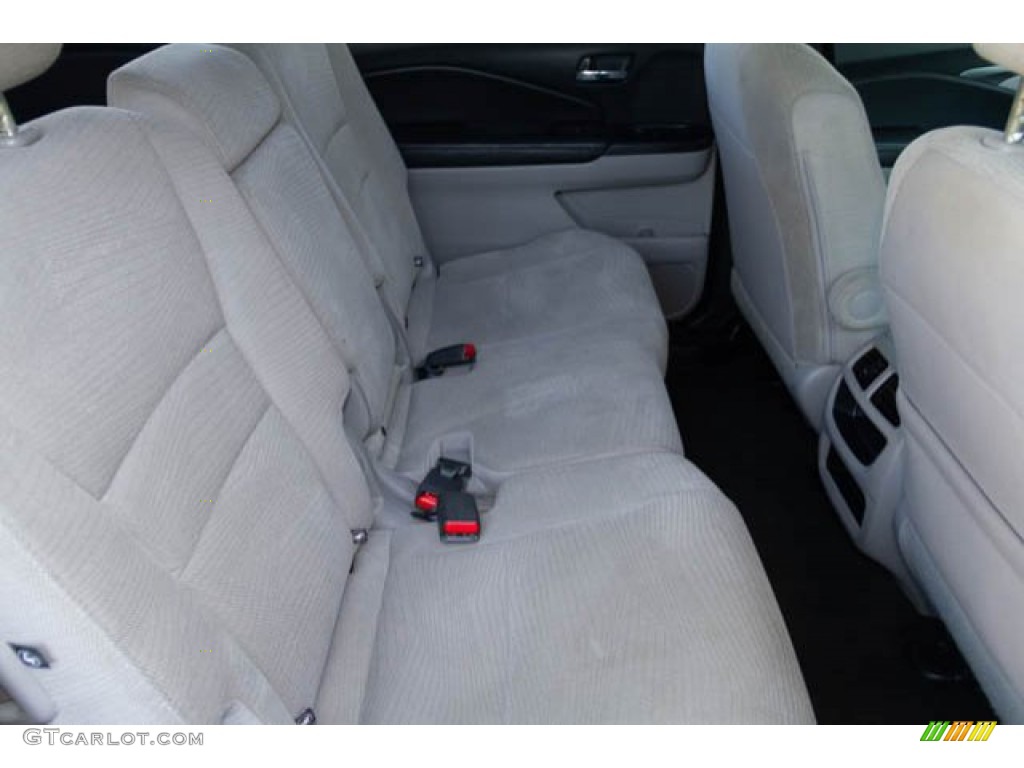 2016 Pilot LX - Crystal Black Pearl / Gray photo #21